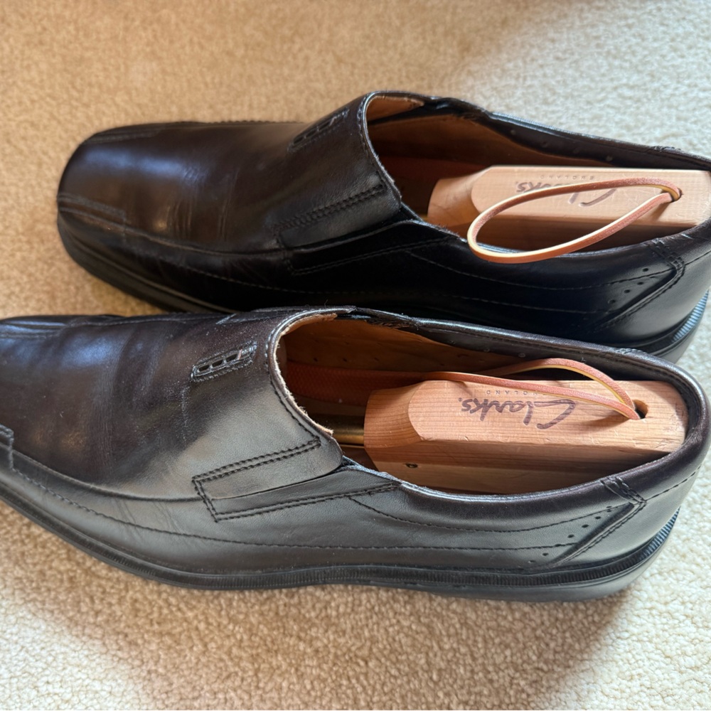 Clarks Men's Brown Leather Loafers